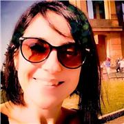 Docente di tecniche di comunicazione social, pubbliche relazioni digitali, organizzazione eventi online e offline